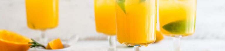夏はキレイ色カクテルで家飲みのお酒をおしゃれに♪SNS映えも◎