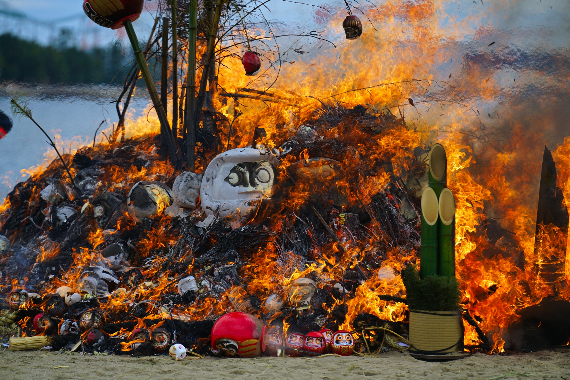どんど焼きのイメージ