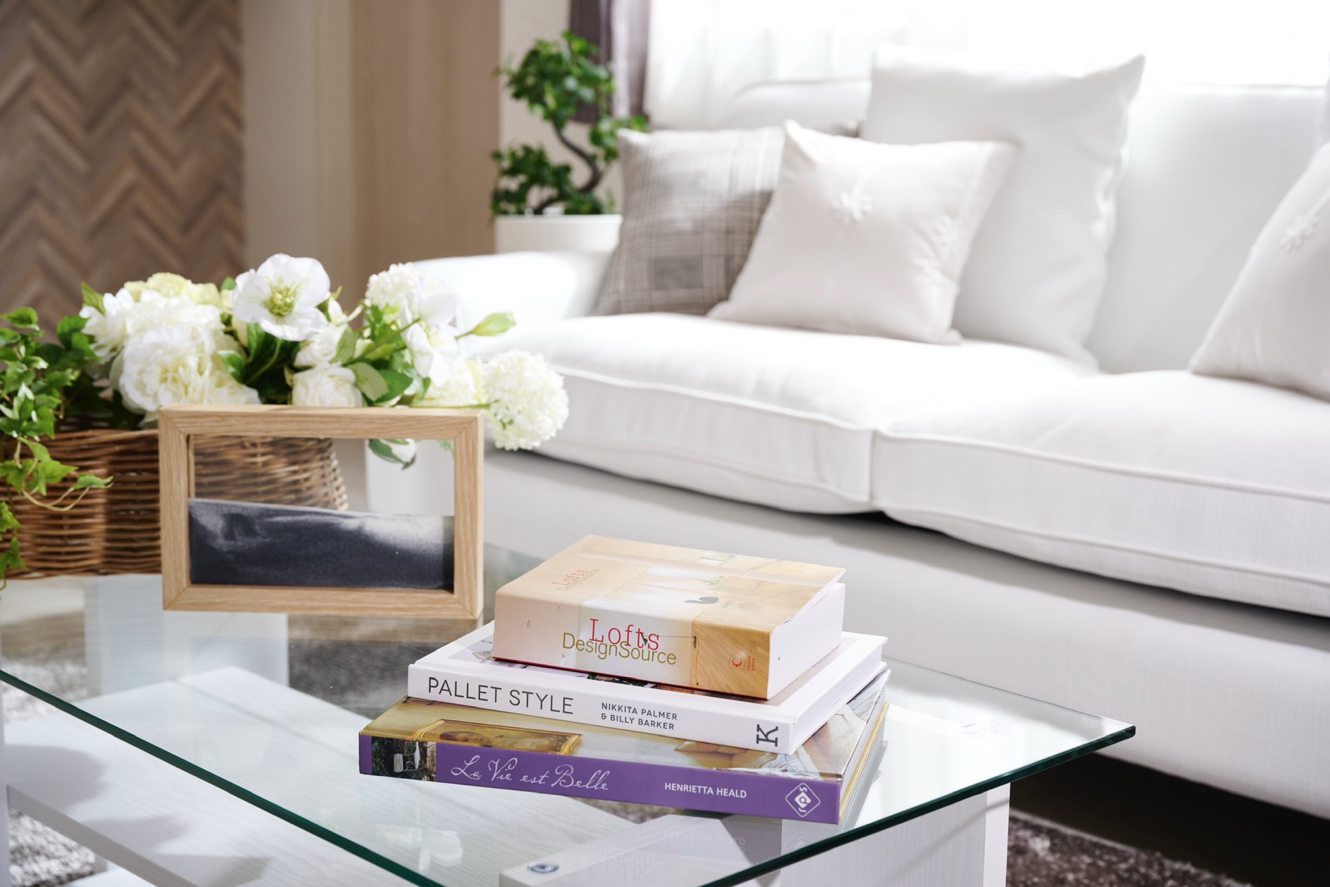 ソファとテーブル